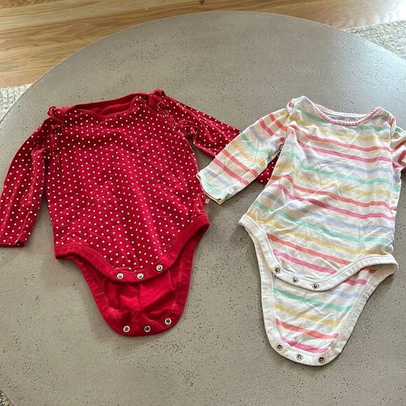 Gap long sleeve onesies 12-18M - Picture 1 of 3